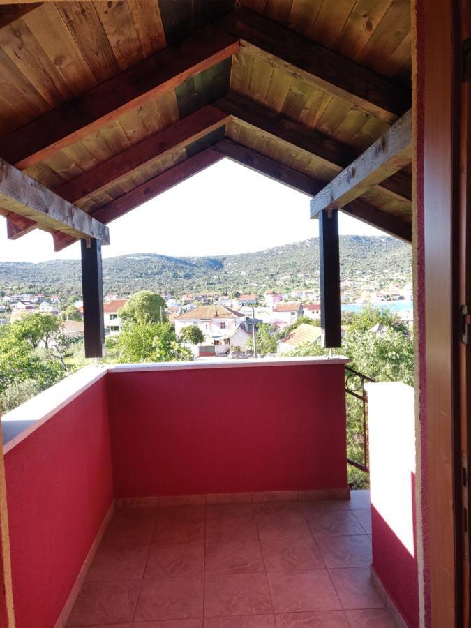 Guest House Maslina Vinišće Εξωτερικό φωτογραφία