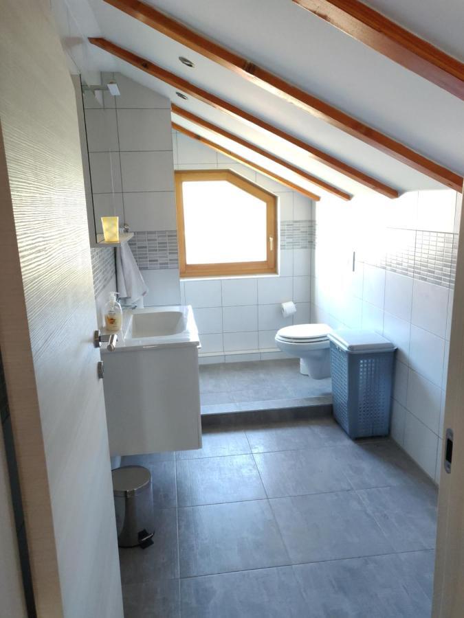 Guest House Maslina Vinišće Εξωτερικό φωτογραφία